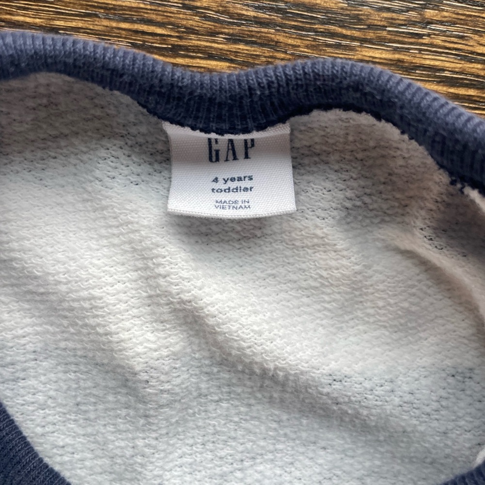 Cozy Gap Long Sleeve, EUC - Picture 2 of 2